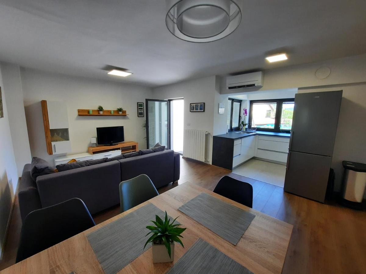 Ferienwohnung Hisa Spuntar Bovec Exterior foto