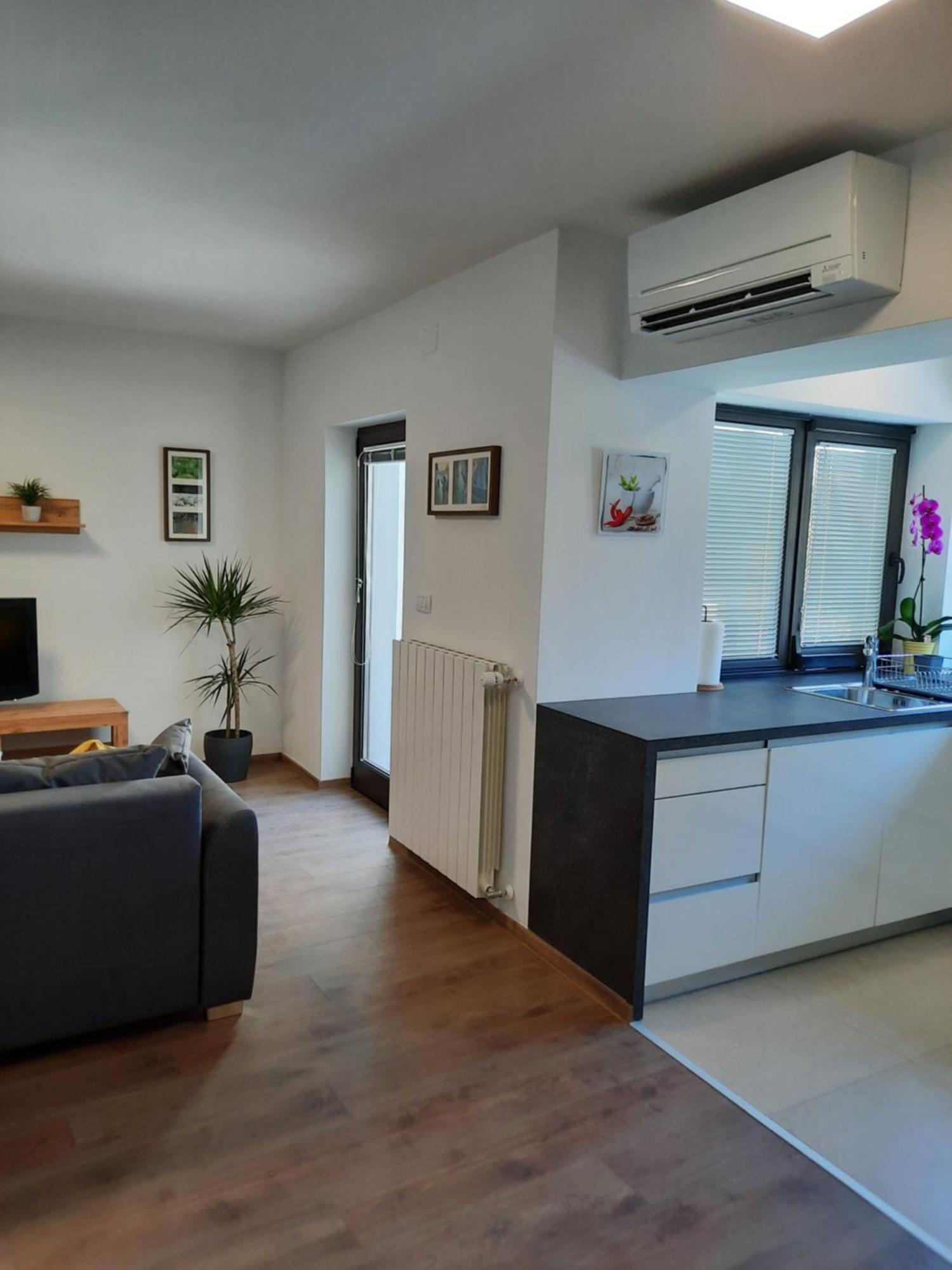 Ferienwohnung Hisa Spuntar Bovec Zimmer foto